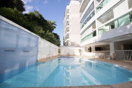 Apartamento à venda com 78m², 2 quartos e 1 vagaÁrea comum - Piscina