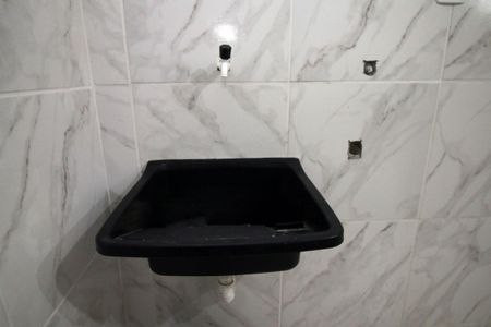 Casa à venda com 120m², 2 quartos e sem vagaÁrea de Serviço tanque