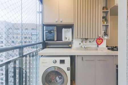 Apartamento à venda com 44m², 1 quarto e 1 vagaÁrea de Serviço