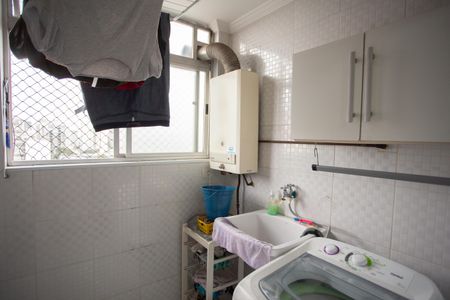 Apartamento à venda com 60m², 3 quartos e 1 vagaÁrea de Serviço