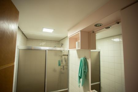 Apartamento à venda com 60m², 3 quartos e 1 vagaBanheiro Social