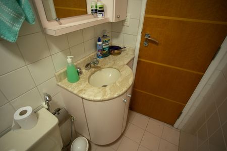 Apartamento à venda com 60m², 3 quartos e 1 vagaBanheiro Social