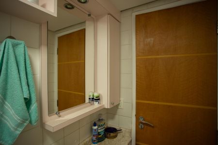 Apartamento à venda com 60m², 3 quartos e 1 vagaBanheiro Social