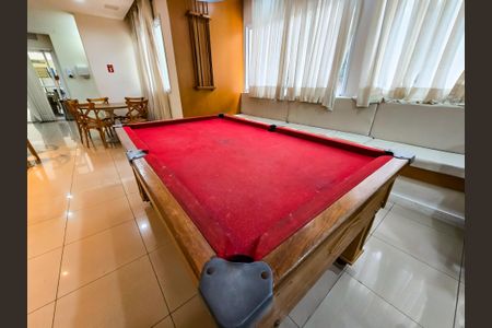 Apartamento para alugar com 52m², 2 quartos e 1 vaga Apartamento para alugar com 52m², 2 quartos e 1 vagaSalão de jogos