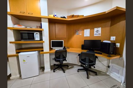 Apartamento para alugar com 52m², 2 quartos e 1 vaga Apartamento para alugar com 52m², 2 quartos e 1 vagaSalão de jogos
