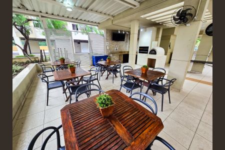 Apartamento para alugar com 52m², 2 quartos e 1 vaga Apartamento para alugar com 52m², 2 quartos e 1 vagaÁrea comum - Churrasqueira