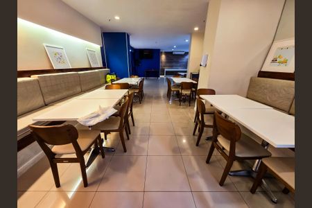 Apartamento para alugar com 52m², 2 quartos e 1 vaga Apartamento para alugar com 52m², 2 quartos e 1 vagaÁrea comum - Salão de festas