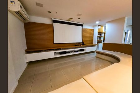 Apartamento para alugar com 52m², 2 quartos e 1 vaga Apartamento para alugar com 52m², 2 quartos e 1 vagaSalão de jogos