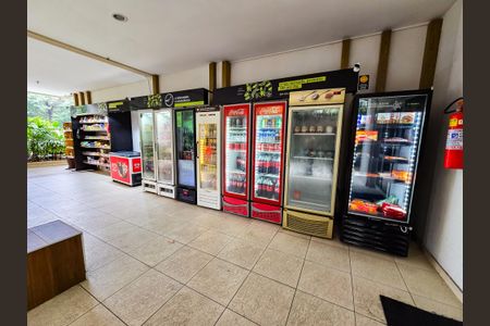 Apartamento para alugar com 52m², 2 quartos e 1 vaga Apartamento para alugar com 52m², 2 quartos e 1 vagaMercadinho