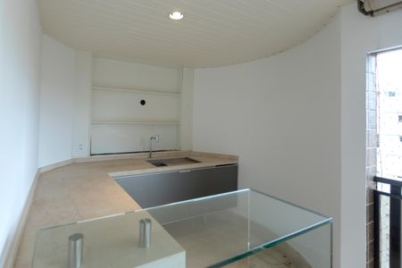 Apartamento à venda com 330m², 5 quartos e 4 vagasVaranda gourmet