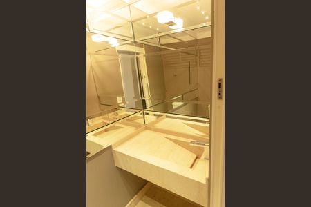 Apartamento à venda com 330m², 5 quartos e 4 vagasLavabo