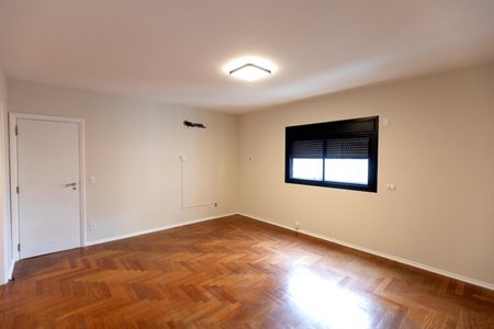 Apartamento à venda com 330m², 5 quartos e 4 vagasSuíte master