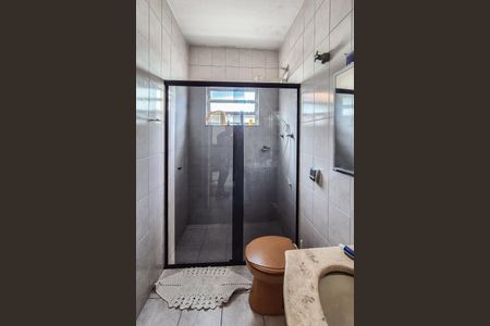 Casa à venda com 177m², 3 quartos e 2 vagasBanheiro