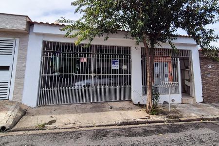 Casa à venda com 177m², 3 quartos e 2 vagasFachada