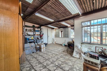 Casa à venda com 177m², 3 quartos e 2 vagasQuintal