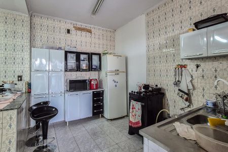 Casa à venda com 177m², 3 quartos e 2 vagasCozinha