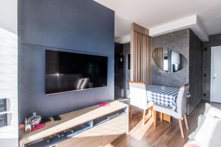 Apartamento à venda com 58m², 2 quartos e 1 vagaSala de TV