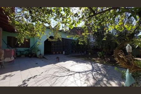 Casa à venda com 355m², 3 quartos e 4 vagasÁrea externa