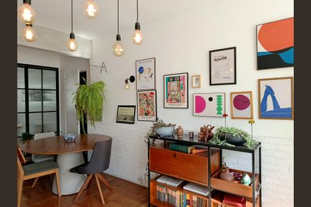 Apartamento à venda com 132m², 2 quartos e 1 vagaSala