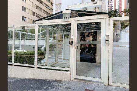 Apartamento à venda com 132m², 2 quartos e 1 vagaEntrada do condomínio