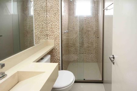 Banheiro Social de apartamento para alugar com 2 quartos, 56m² em Vila Ema, São Paulo