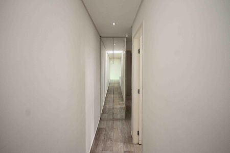 Apartamento para alugar com 56m², 2 quartos e 1 vaga Apartamento para alugar com 56m², 2 quartos e 1 vagaCorredor