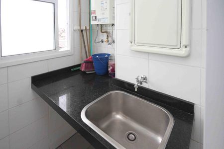 Apartamento para alugar com 56m², 2 quartos e 1 vaga Apartamento para alugar com 56m², 2 quartos e 1 vagaÁrea de Serviço