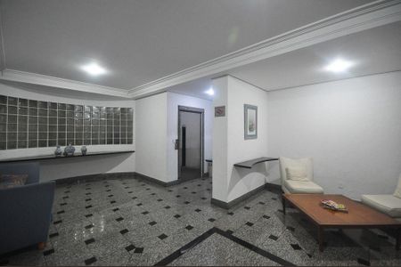 Apartamento à venda com 114m², 4 quartos e 3 vagasHall Social