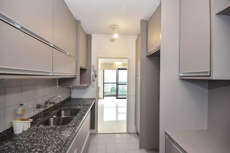 Apartamento à venda com 114m², 4 quartos e 3 vagasCozinha