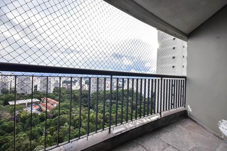 Apartamento à venda com 114m², 4 quartos e 3 vagasVaranda