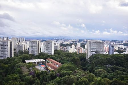 Apartamento à venda com 114m², 4 quartos e 3 vagasVista da Suíte 3