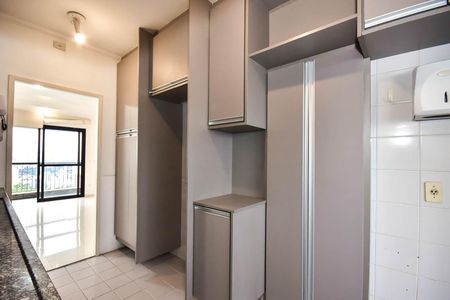 Apartamento à venda com 114m², 4 quartos e 3 vagasCozinha