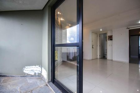 Apartamento à venda com 114m², 4 quartos e 3 vagasVaranda
