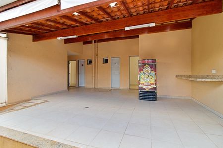 Apartamento para alugar com 50m², 2 quartos e 1 vagaÁrea comum