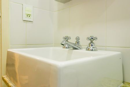 Apartamento para alugar com 50m², 2 quartos e 1 vagaBanheiro Social