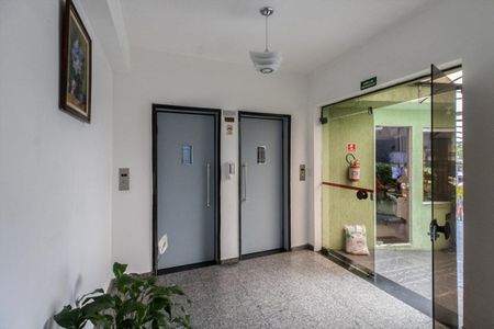 Apartamento à venda com 54m², 2 quartos e sem vagaÁrea comum