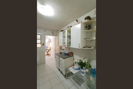 Casa à venda com 180m², 3 quartos e 3 vagas Casa à venda com 180m², 3 quartos e 3 vagasCozinha