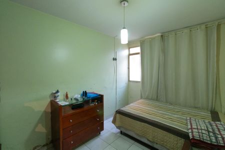 Casa à venda com 180m², 3 quartos e 3 vagas Casa à venda com 180m², 3 quartos e 3 vagasQuarto 2