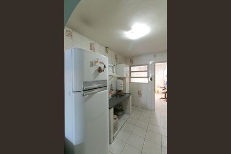 Casa à venda com 180m², 3 quartos e 3 vagas Casa à venda com 180m², 3 quartos e 3 vagasCozinha