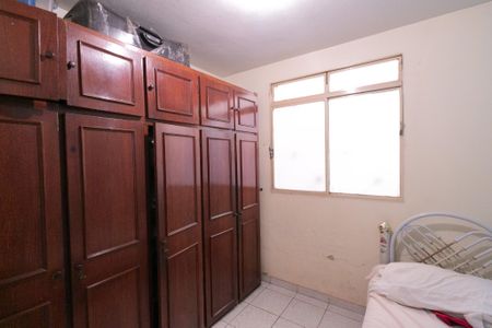 Casa à venda com 180m², 3 quartos e 3 vagas Casa à venda com 180m², 3 quartos e 3 vagasQuarto 1