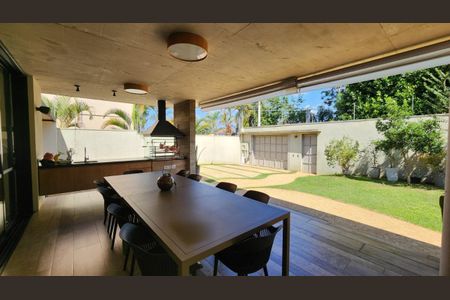 Casa à venda com 265m², 3 quartos e 6 vagas Casa à venda com 265m², 3 quartos e 6 vagasFoto 08