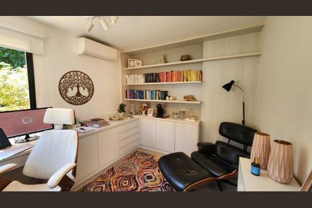 Casa à venda com 265m², 3 quartos e 6 vagas Casa à venda com 265m², 3 quartos e 6 vagasFoto 25