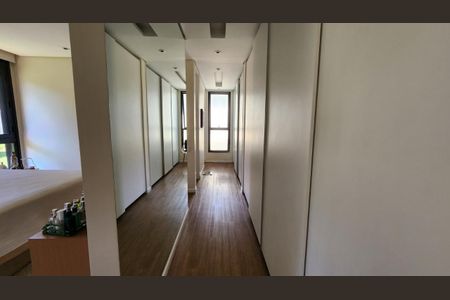 Casa à venda com 265m², 3 quartos e 6 vagas Casa à venda com 265m², 3 quartos e 6 vagasFoto 12