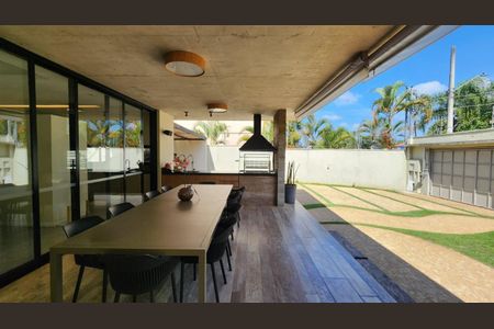 Casa à venda com 265m², 3 quartos e 6 vagas Casa à venda com 265m², 3 quartos e 6 vagasFoto 06
