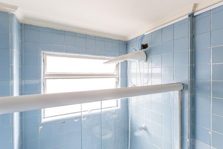 Banheiro de apartamento à venda com 1 quarto, 39m² em Vila Nova Conceição, São Paulo