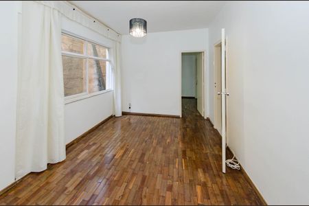 Apartamento à venda com 74m², 2 quartos e sem vaga Apartamento à venda com 74m², 2 quartos e sem vagaSala