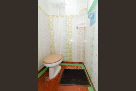 Apartamento à venda com 74m², 2 quartos e sem vaga Apartamento à venda com 74m², 2 quartos e sem vagaBanheiro de serviço