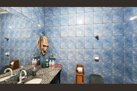 Casa à venda com 254m², 3 quartos e 5 vagasBanheiro