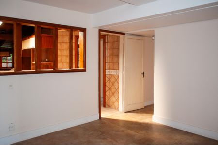 Casa à venda com 495m², 4 quartos e 2 vagas Casa à venda com 495m², 4 quartos e 2 vagasQuarto 3