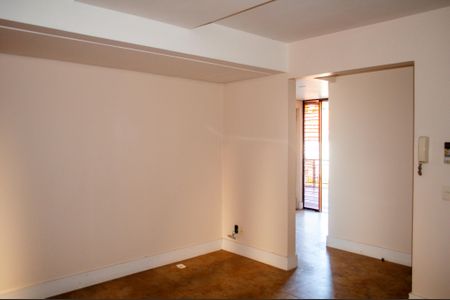 Casa à venda com 495m², 4 quartos e 2 vagas Casa à venda com 495m², 4 quartos e 2 vagasQuarto 3